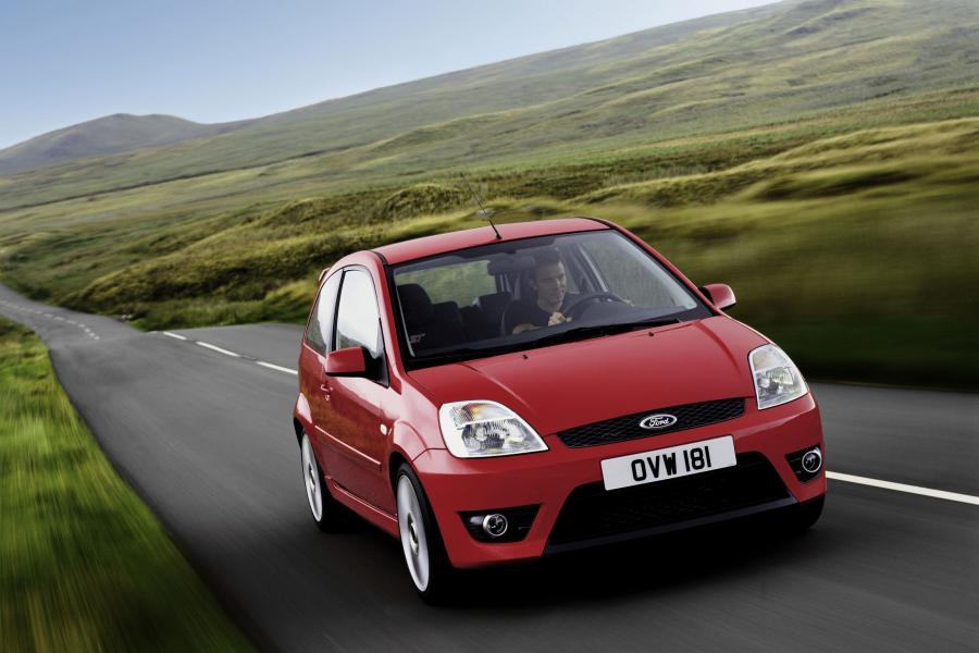  Ford Fiesta ST 2005 года  (фото 33 из 57)